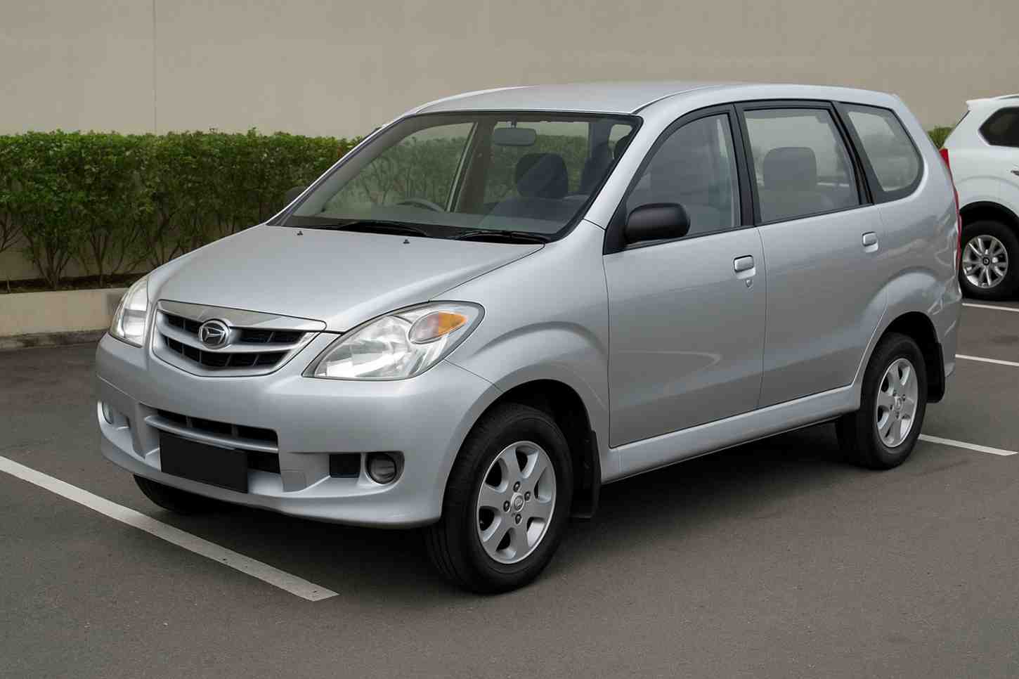 Cara Menghitung Pajak Mobil Xenia / LI Tahun 2004, 2005, 2008, 2009, 2010, 2011, 2012, 2013, 2014, 2016, 2022, 2023, 2024 dan terbaru 2025.
