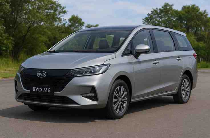 Pajak Mobil Listrik BYD M6
